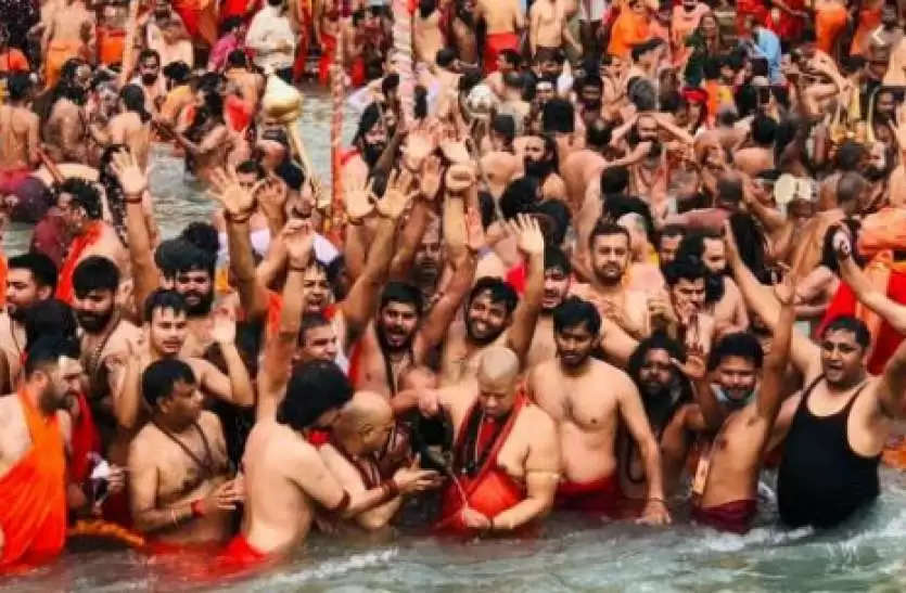 कोरोना का MAHA KUMBH : KUMBH मेले में साधुओं के बीच बढ़ रहा कोरोना, प्रदेश में एक महीने के अंदर कोरोना के मामलों में 8814% का इजाफा