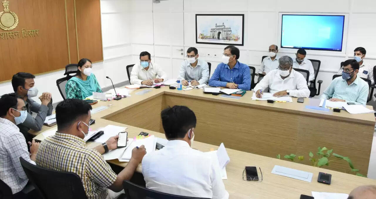 जमाबंदी और इंतकाल के लंबित मामलों को जल्द निपटाएं : डीसी