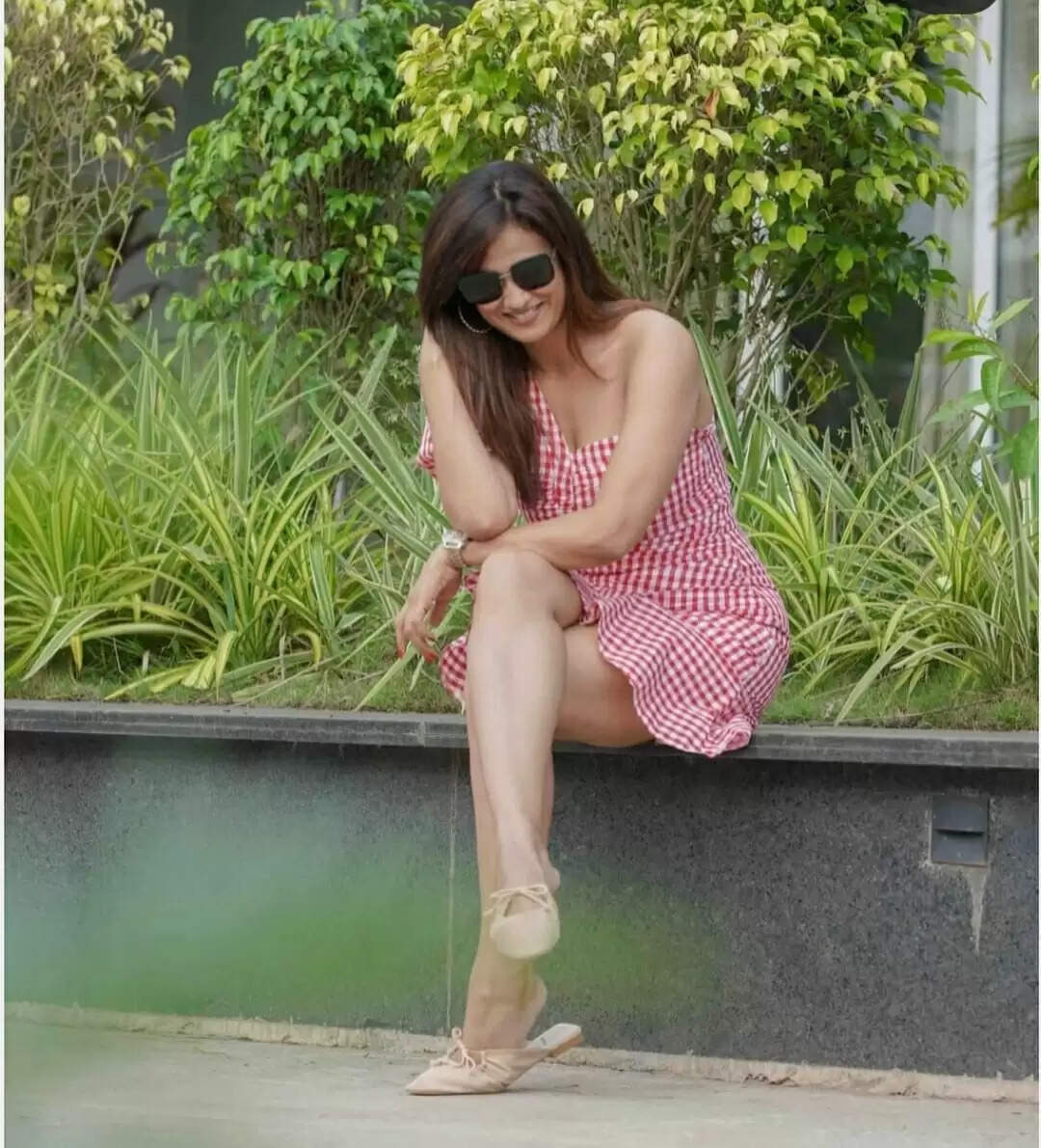 श्वेता तिवारी ने स्टाइलिश और ग्लैमरस अंदाज से जीता फैन्स का दिल, देखें श्वेता की हॉट फोटो