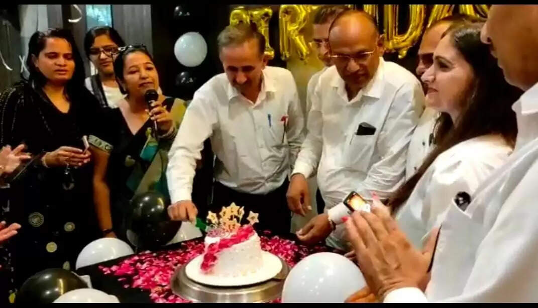 भाजपा कर रही है केवल जुमलेबाजी व झूठ की राजनीति: एडवोकेट खोवाल