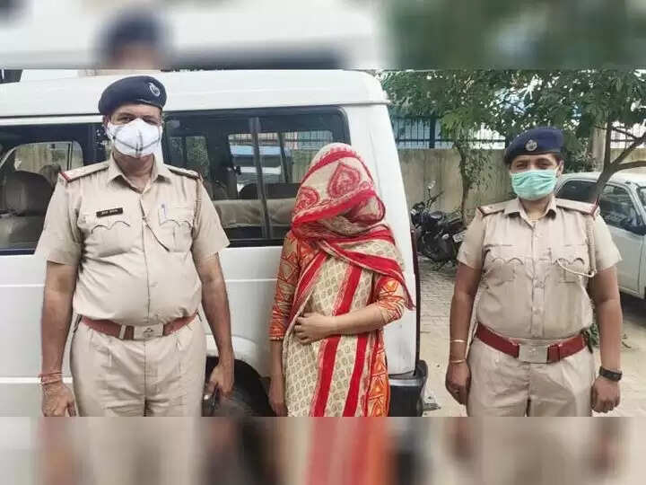 तांत्रिक और बाबाओं के चक्कर में अपनी आठ साल की बेटी को मार डाला