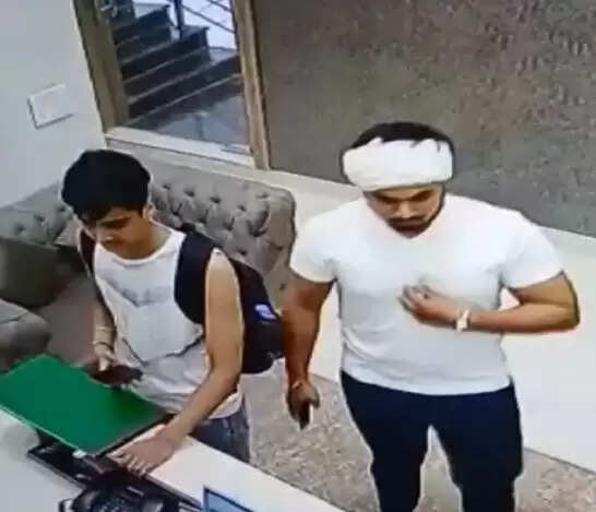 रोहतक गोलीकांड में बड़ा खुलासा, बेटे ने ही की माँ, बाप, बहन और नानी की हत्या