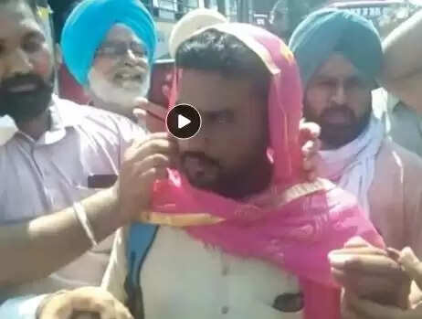 9वे दिन भी जारी है बस कर्मचारियों की हड़ताल, गुस्साए कर्मचारियों का कंडक्टर पर फूटा गुस्सा, आज सीएम करेंगे कर्मचारियों के साथ बैठक