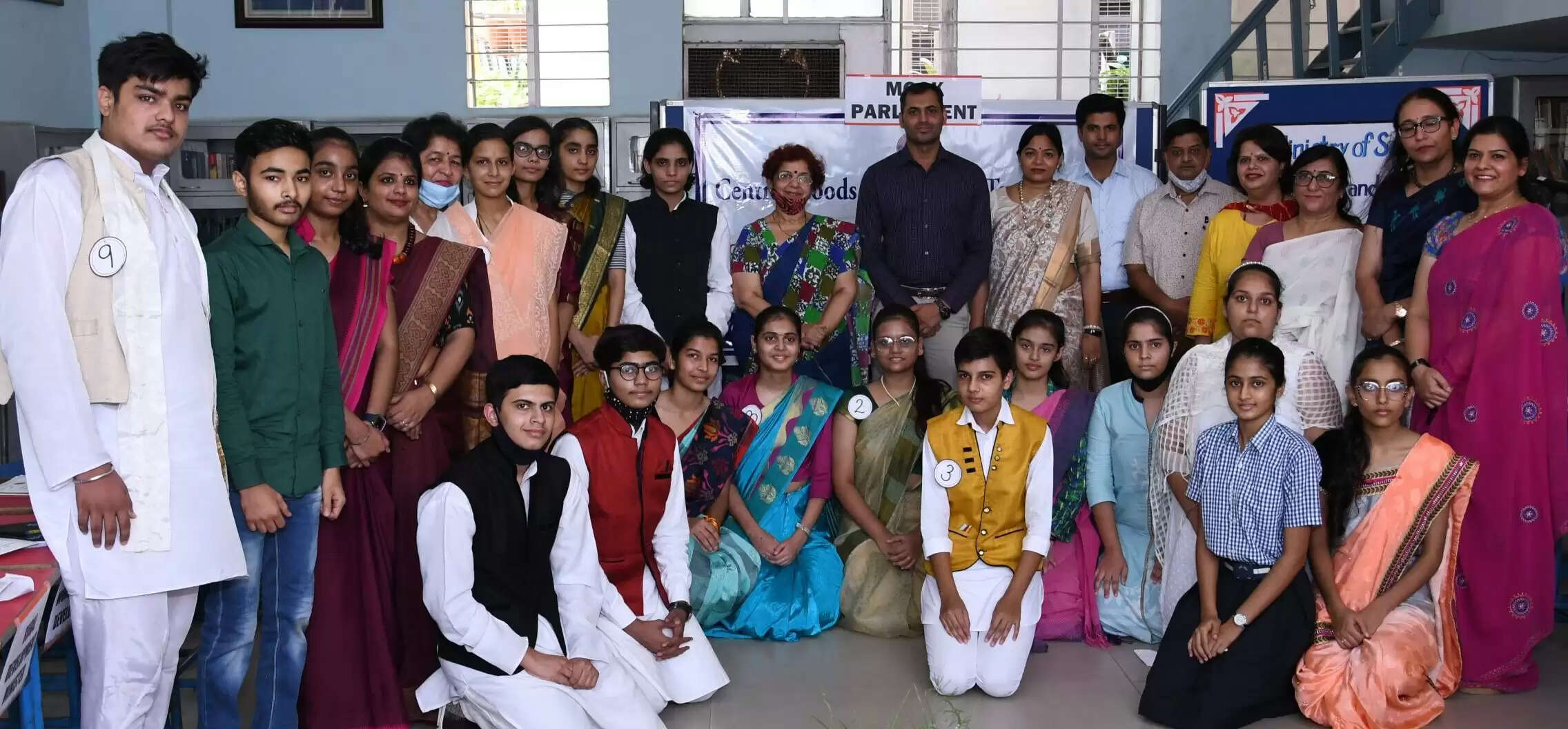 सेंट कबीर स्कूल में “एंटी ड्रग कैंपेन” पर दो दिवसीय मॉक पार्लियामेंट का आयोजन