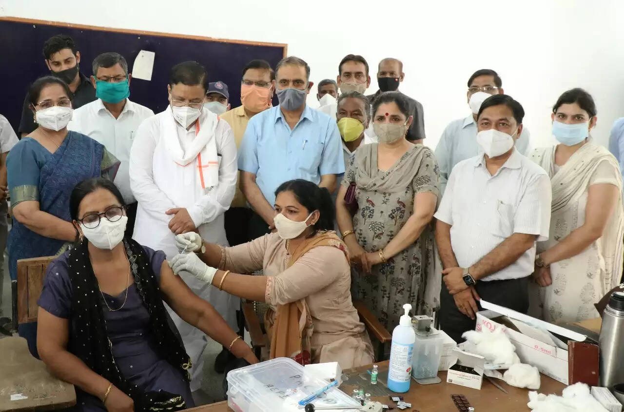 कोरोना अभी खत्म नहीं हुआ है इसलिए लापरवाही न बरतें: डॉ. गुप्ता