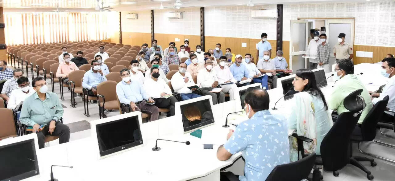 स्वतंत्रता दिवस समारोह की तैयारियों को लेकर अधिकारियों की ड्यूटियां लगाई