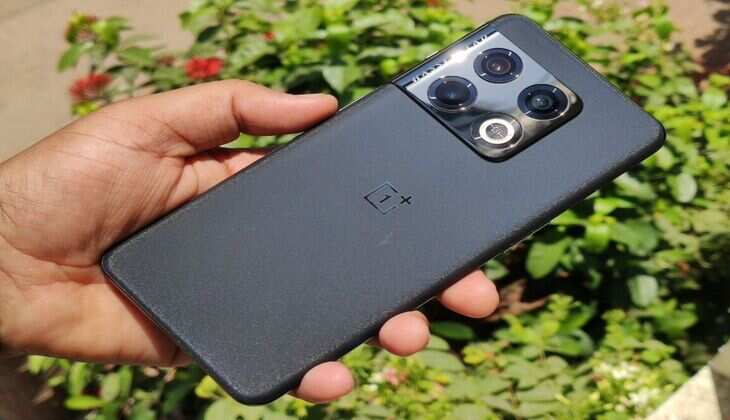 32000 रुपये सस्ता मिल रहा OnePlus का जबरदस्त स्मार्टफोन, खूब खरीद रहे लोग