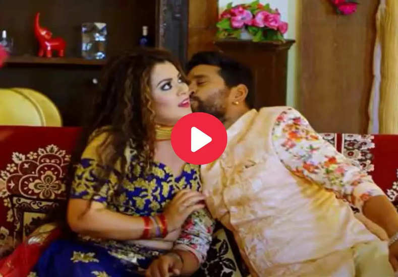 Bhojpuri Dance Video : कमरे में यश कुमार के साथ रोमांटिक हुई निधि, देखें वीडियो