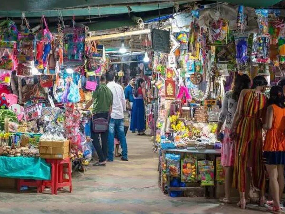 रात को खुलती हैं Delhi की ये 5 मार्केट, 50 रुपये में कर लेंगे अच्छी-खासी शॉपिंग