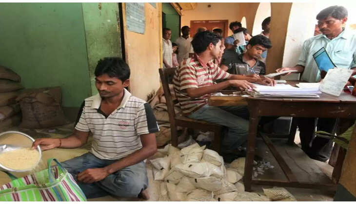 अब पैसों की तरह ATM से निकालेगा राशन 