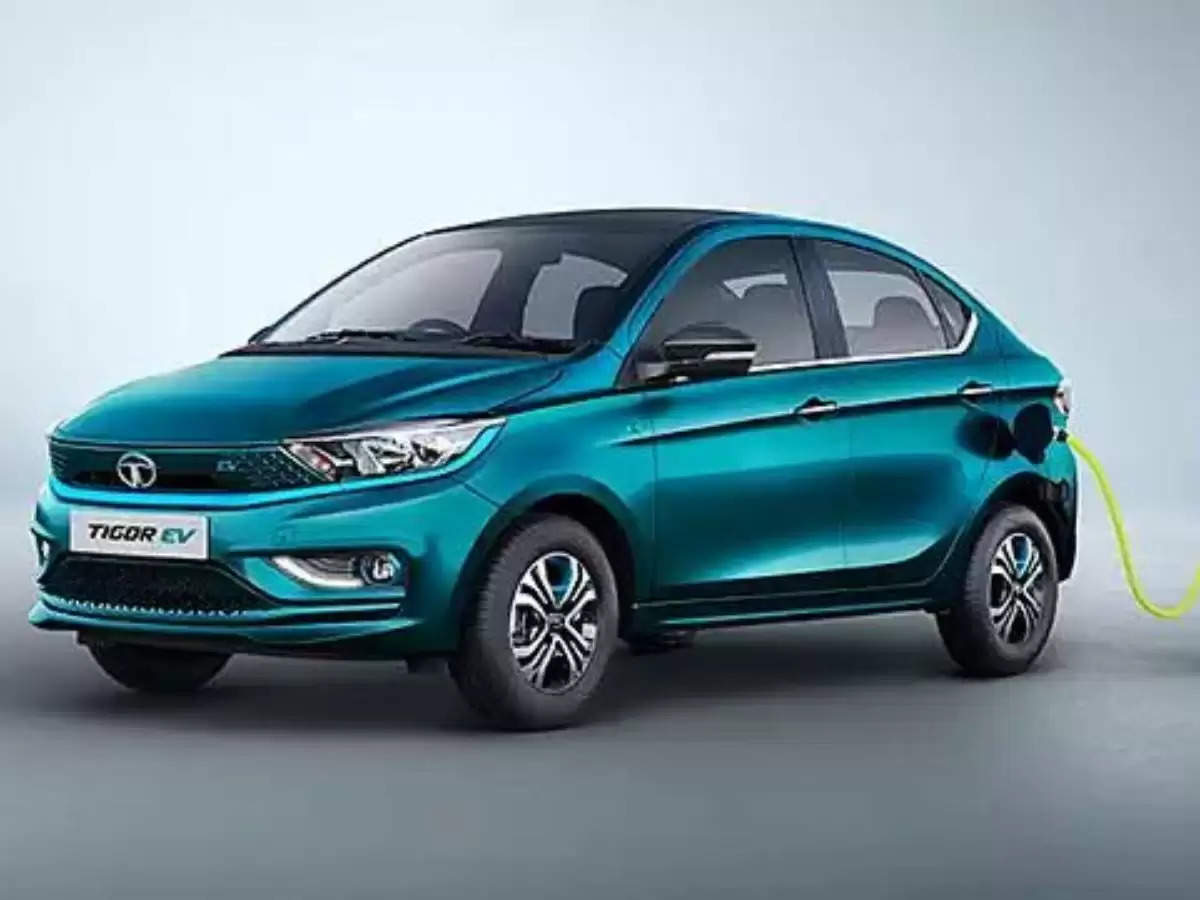 Tata Tiago EV:  देश में दस्तक देने जा रही है सबसे सस्ती इलेक्ट्रिक कार, मिलेंगे ये दमदार फीचर्स