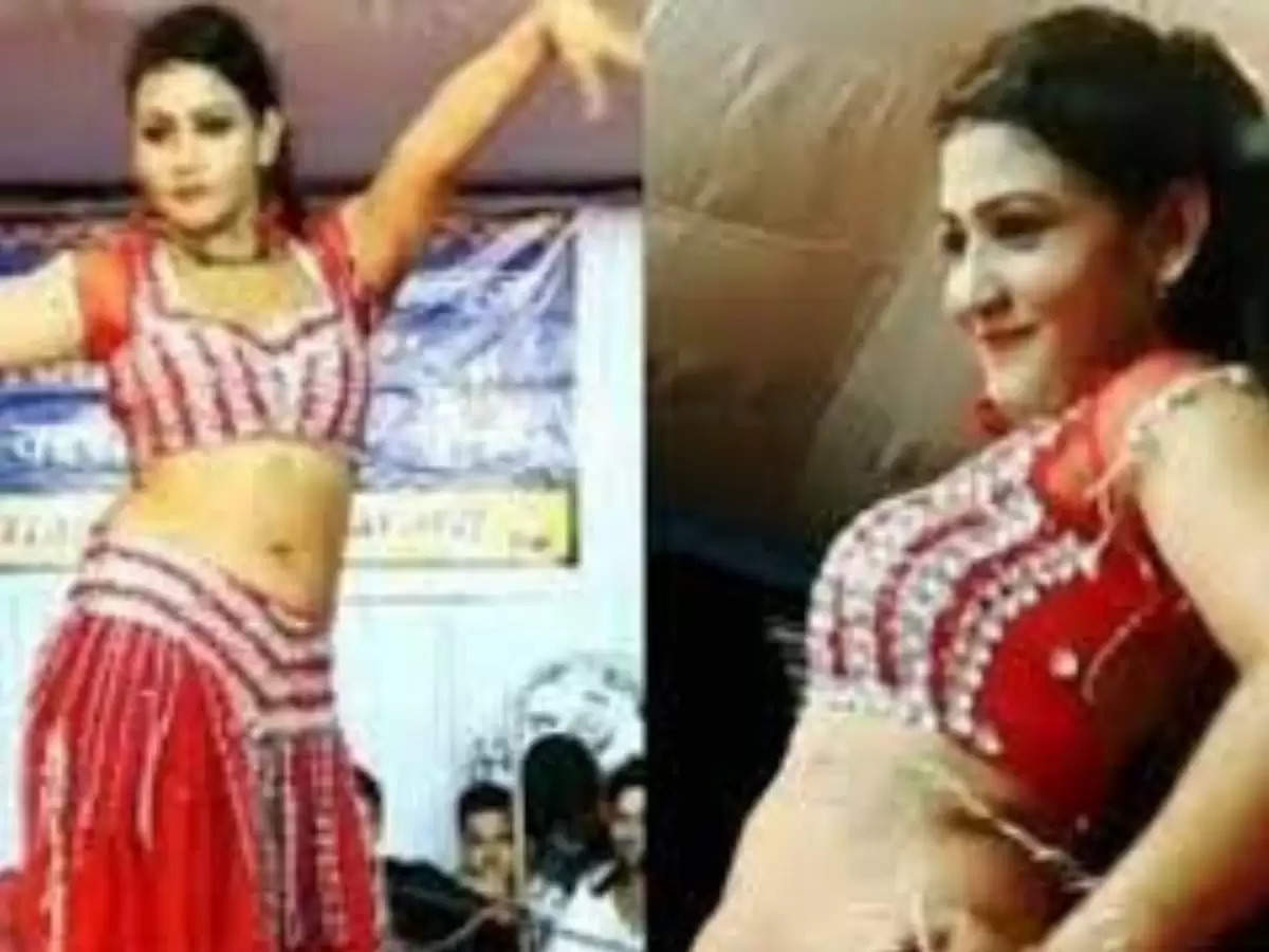 Haryanvi Dance Video डांस के दाँरान गोरी नागोरी ने मिनी स्कर्ट में दिखाया जलवा, वीडियो सोशल मीडिया पर हो रहा वायरल