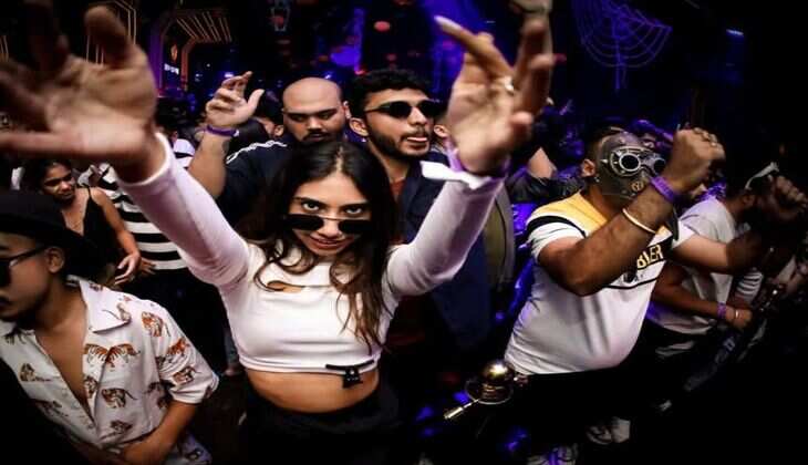 Delhi की इन जगहों पर रात गुजार कर आप ले सकते है विदेशों वाली फील, सुबह 4 बजे तक लोग करते है एंजॉय 