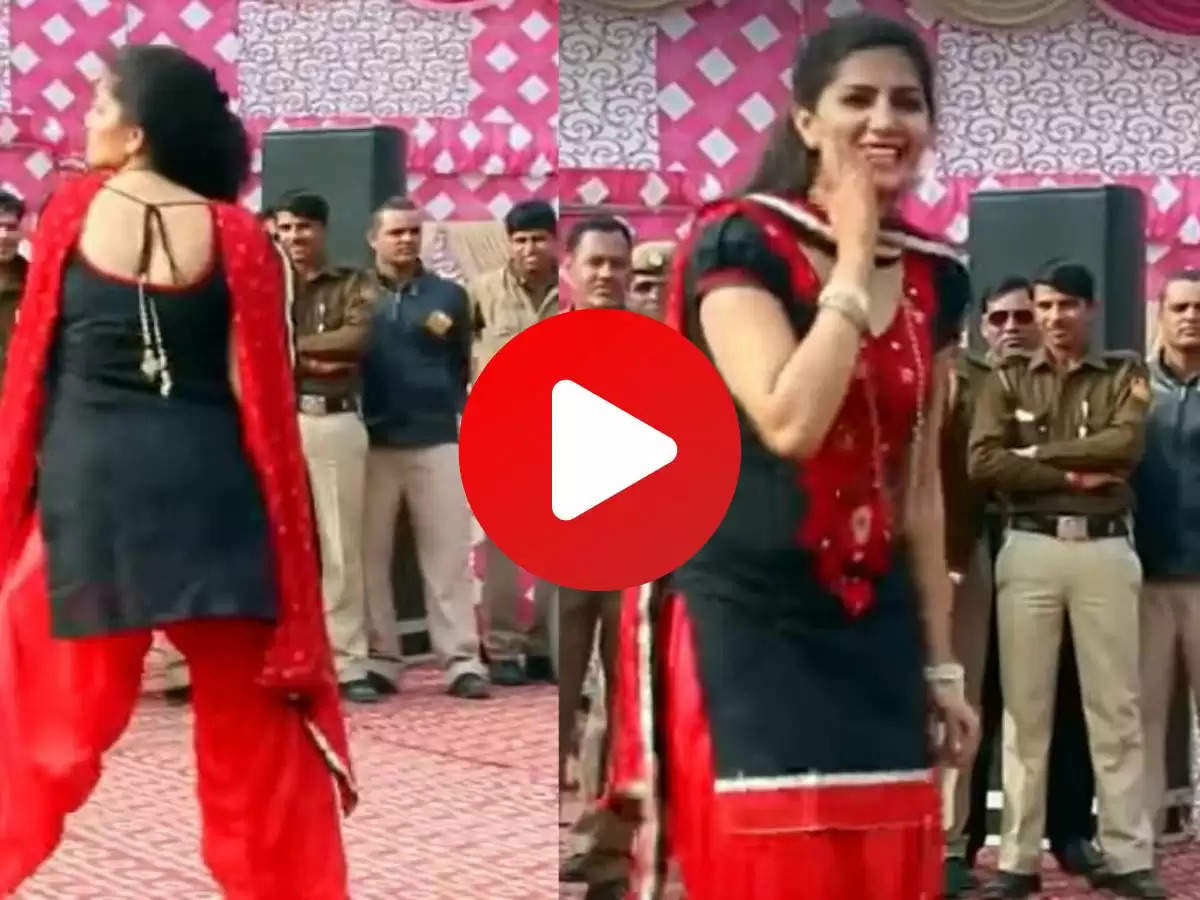 Haryanvi Dance सपना चौधरी ने स्टेज पर कमरिया लचकाकर जीता लोगों का दिल! पुलिसवालों के सामने कहे ये तीखे बोल