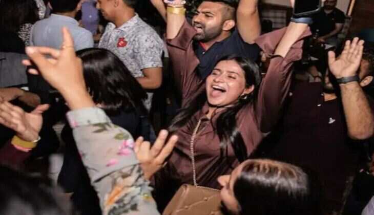 Delhi में लेना है नाइटलाइफ का मजा तो बेस्ट हैं ये जगहें, लंदन जैसा आएगा फील