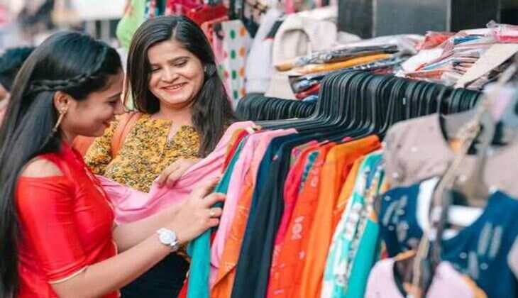 Cheapest Market : दिल्ली में इन जगहों पर लगता है मंगल बाजार, 20 से 30 रुपये में मिल जाती है हर चीज