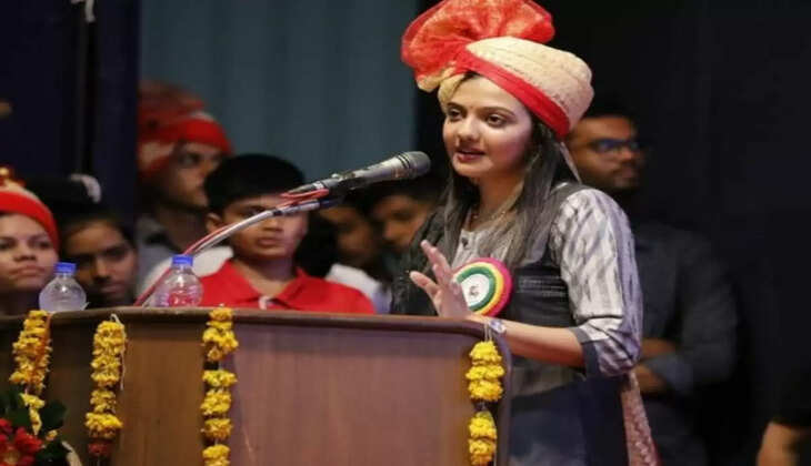 Success Story : पहले ही प्रयास में IAS की परीक्षा पास करने वाली Srushti ने बताई सफलता की कहानी