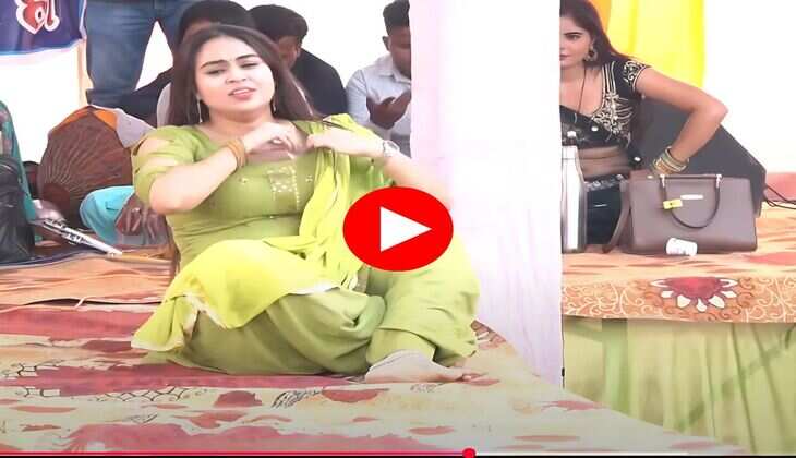 RC Upadhyay Dance : आरसी उपाध्याय ने स्टेज पर कुर्ती में डाला 100 का नोट, वीडियो वायरल