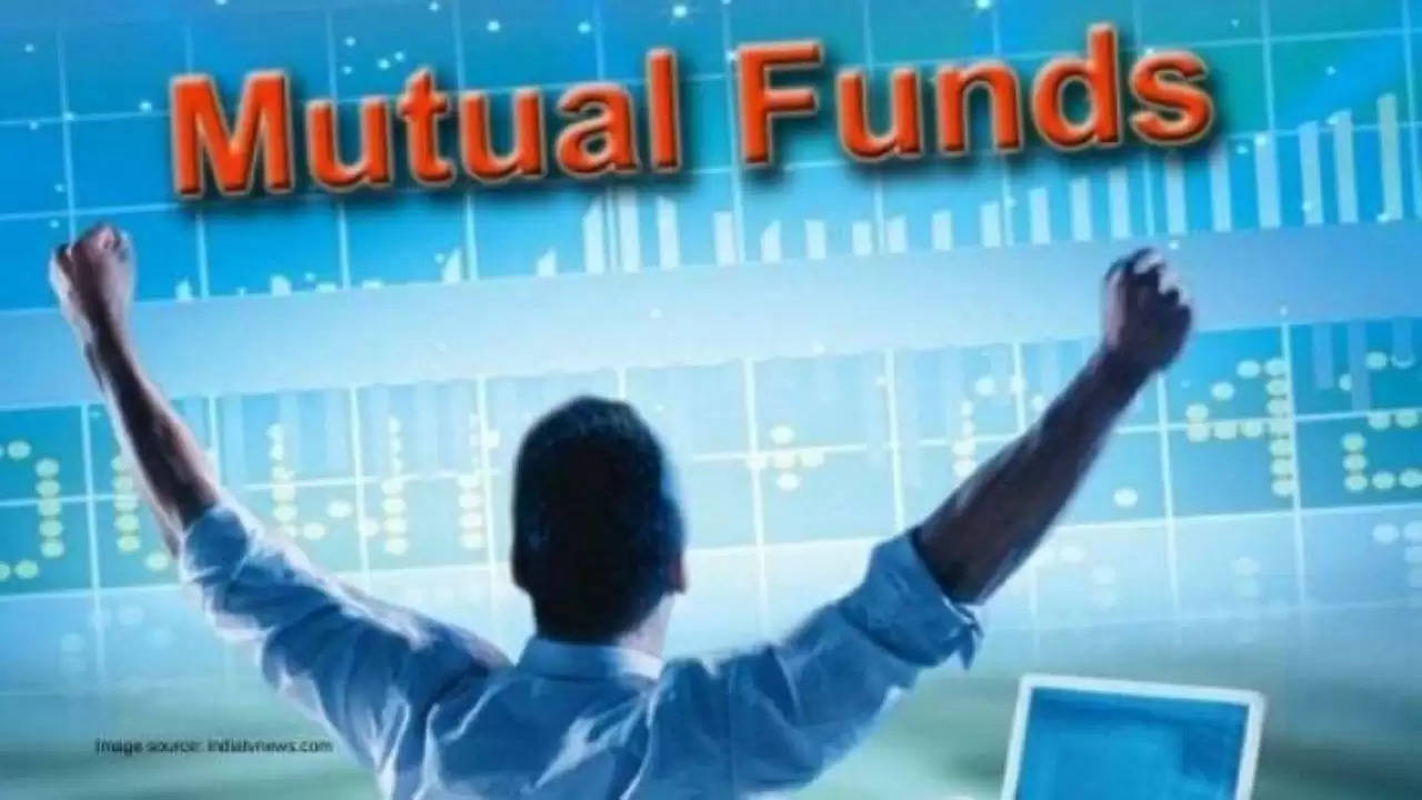 Business News In Hindi : Business News: mutual fund : म्यूचुअल फंड में रिकॉर्ड इनवेस्टमेंट, जानें कारण