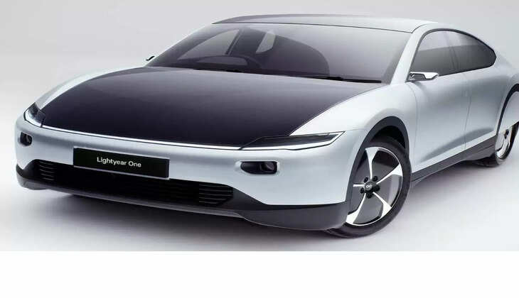  दुनिया की पहली इलेक्ट्रिक सोलर एनर्जी कार इस महीने होगी लॉन्च,  695 किमी की देगी माइलेज