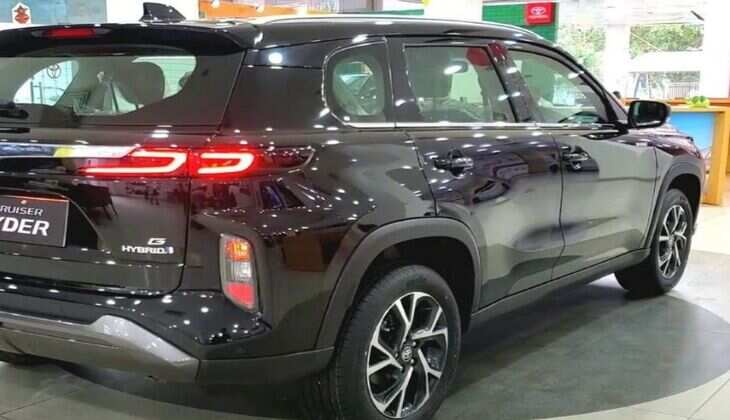 Toyota के इस कार ने क्रेटा, सेल्टोस और ग्रैंड विटारा के छुड़ाए पसीने