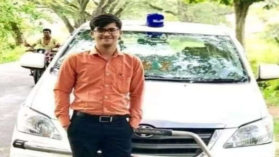 ऑटो ड्राइवर के बेटे ने पहले ही प्रयास में परीक्षा पास कर रचा इतिहास, आज बन गया अफसर