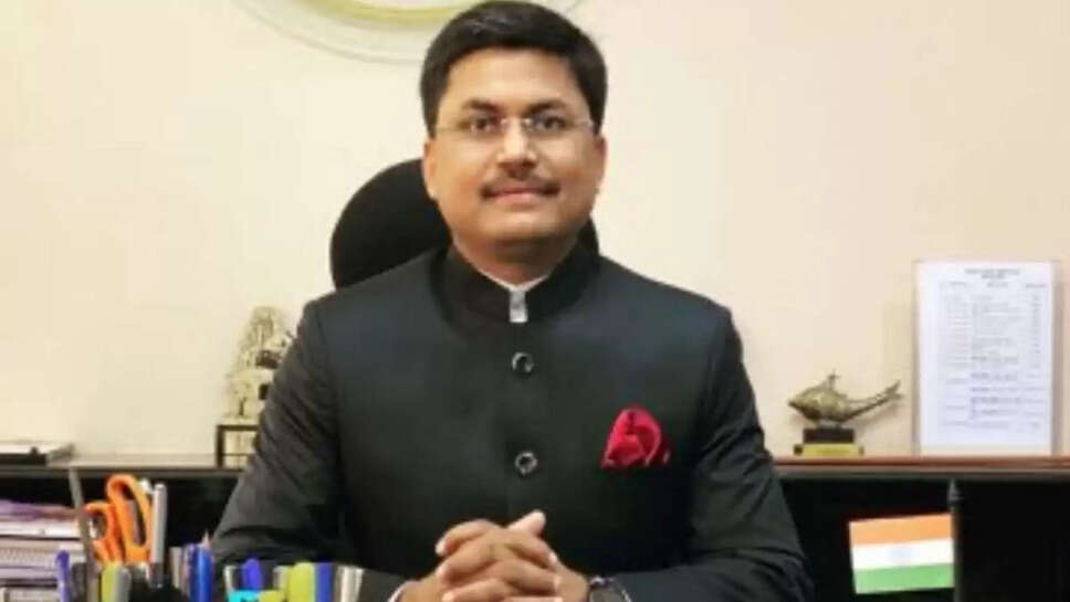 10 से ज्यादा बार फेल होने पर भी नहीं मानी हार, IAS बनकर युवाओं को दिया सफलता का मंत्र&nbsp;