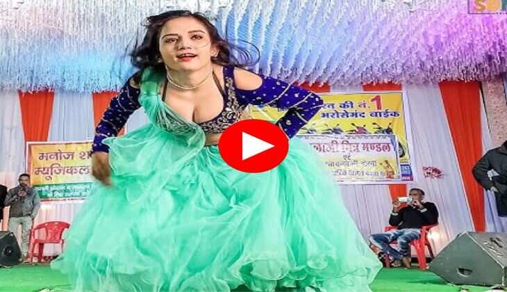 Komal Rangili Dance : कोमल रंगीली ने स्टेज पर दिखाई रंगीन अदाओं, फैंस हुए क्रेजी