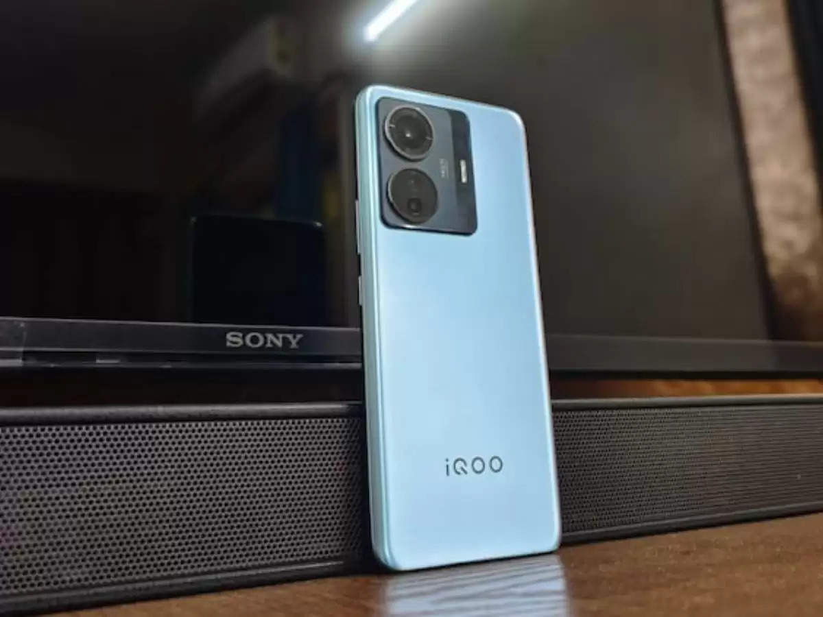 iQOO के 5G स्मार्टफोन पर मिल रहा 10 हजार रुपये का भारी डिस्काउंट, जल्द करें खरीदारी