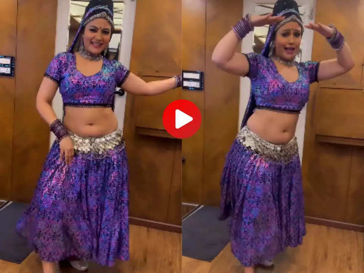 बिन दुपट्टा Gori Nagori ने टाइट पटियाला सूट में किया स्टेज तोड़ डांस