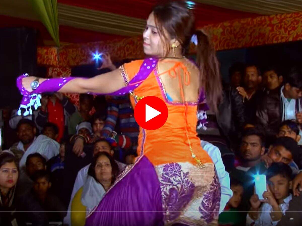 RC Upadhyay Dance : घूंघट कर आरसी उपाध्याय ने वन टू वन लगाए धुआंधार ठुमके, बूढ़ों में भी आया जोश