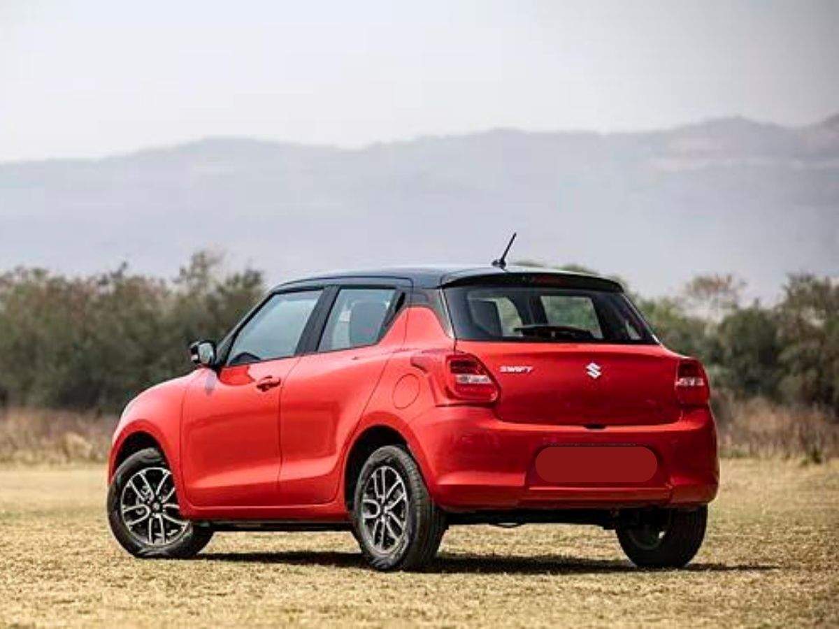 सिर्फ 2 लाख 36 हजार में मिल रही Maruti Suzuki Swift, चेक कर लें डिटेल