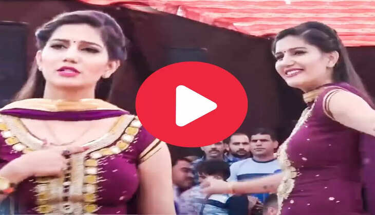 Haryanvi Dance स्टेज पर सपना चौधरी ने कबूतरी बन किया जोरदार डांस, मचाई धूम