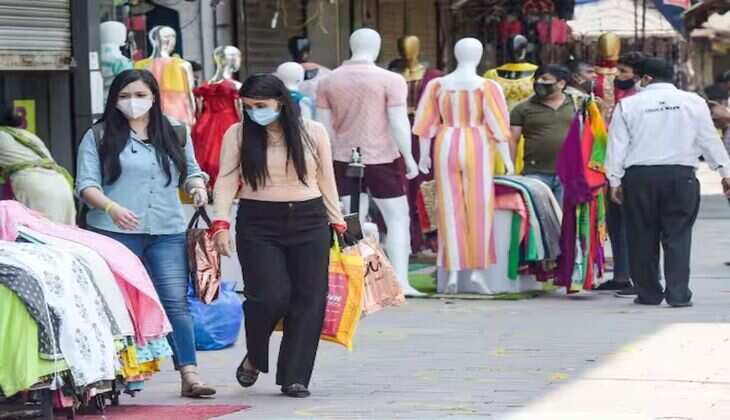 Delhi Cheapest Market : ये हैं दिल्ली की सबसे सस्ती 7 मार्केट, खरीदारी के लिए दूर-दूर से आते हैं लोग 