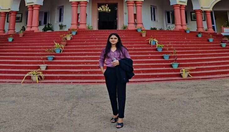 IAS टीना डाबी से भी खूबसूरत है ये महिला अफसर, बॉलीवुड एक्‍ट्रेस जैसी हैं इनकी अदाएं