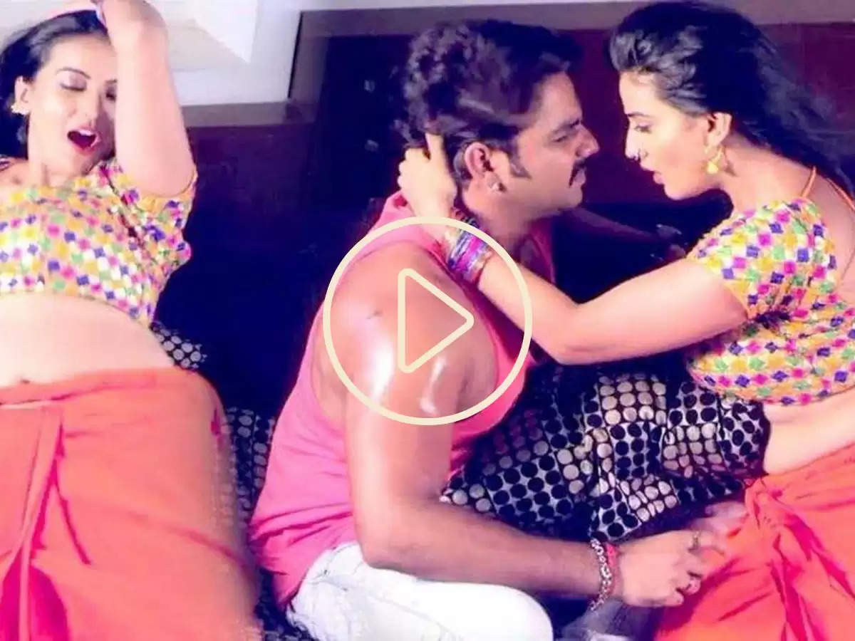 Bhojpuri Romantic Video: पवन सिंह ने खेल-खेल में अक्षरा सिंह के साथ की ये हरकत, फिर हुआ ये....