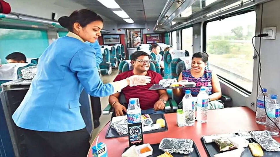 अब व्हाट्सप्प से आर्डर होगा खाना , IRCTC ने शुरू की ये सुविधा, सीट पर ही मिलेगा गरमा गर्म खाना&nbsp;