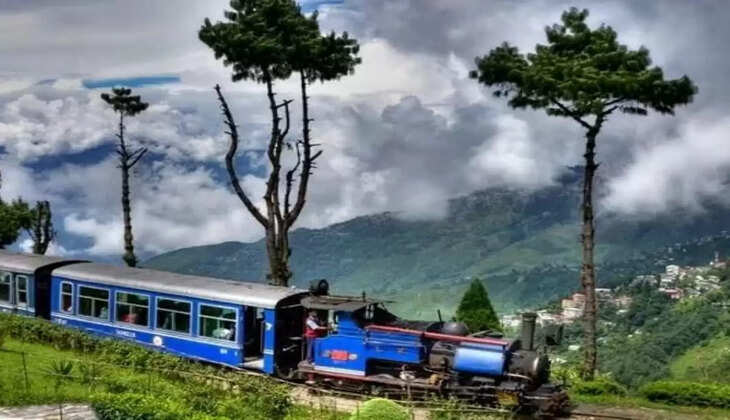 शिमला, मनाली, नैनीताल को छोड़कर Uttarakhand के इस हिल स्टेशन पर घूम रहे पर्यटक