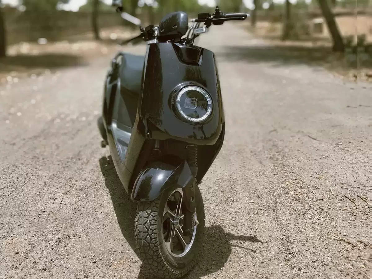 Electric Scooters: कम खर्च में एक बार चार्ज करने पर 65KM की देगा शानदार माइलेज
