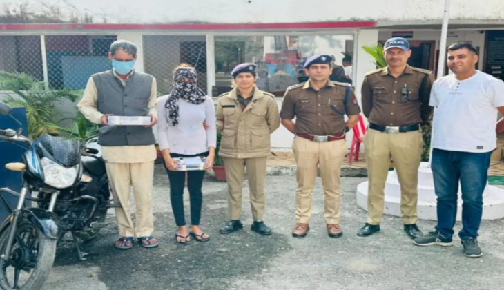 लड़की स्कार्फ बांध दुकान में घुसती, डाका डाल बाप संग हो जाती फरार; जोड़ी गिरफ्तार