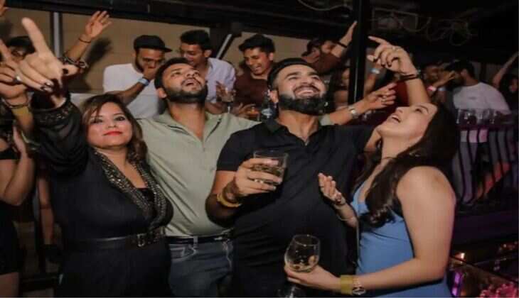 Gurugram : रात 10 बजे के बाद गुरुग्राम की 4 जगहों पर माहौल हो जाता है रंगीन