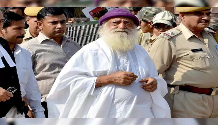 2300 करोड़ की प्रॉपर्टी और 400 से ज्यादा आश्रम