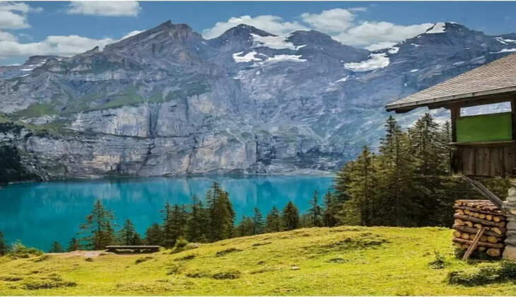 Tourist Places : इस बार शिमला-मसूरी से ज्यादा इस जगह को पसंद कर रहे लोग