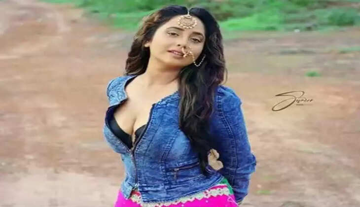 रानी चटर्जी को सेक्सी अंदाज में देख फैंस हुए पागल, देखे तस्वीरें