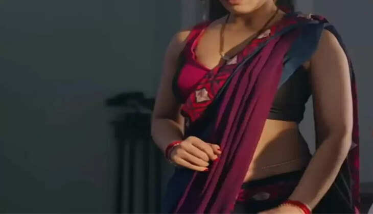 Affair :  विदेश से बिना बताए आया पति, रिश्तेदार की बाहों में मिली पत्नी