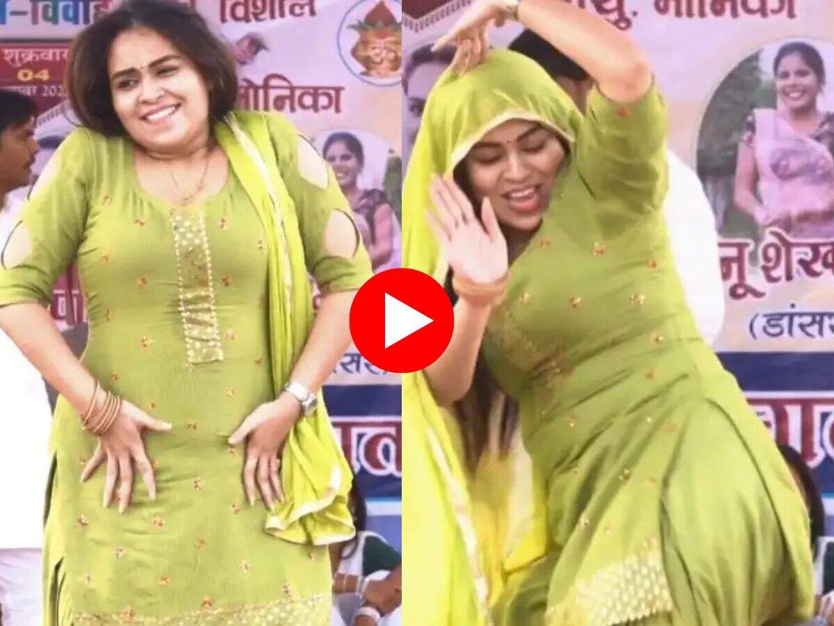 RC Upadhyay के ठुमकों ने स्टेज पर लगाई आग, अंदाओं ने इंटरनेट पर बढ़ा दिया तापमान