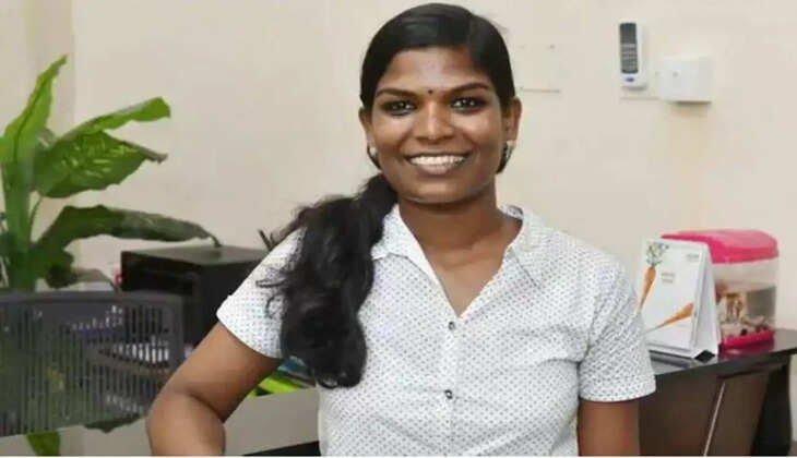 पिता घर खर्च चलाने के लिए बेचते थे तीर-धनुष, बेटी बनी पहली आदिवासी महिला IAS अफसर