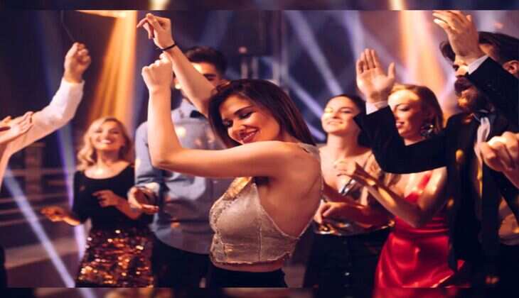 Delhi की इन जगहों पर रहती है कपल्स की भीड़, दूर दूर से आते हैं लोग