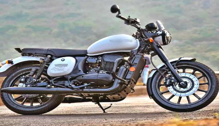Royal Enfield ऐसी दिखने वाली ये शानदार बाइक मिल रही सिर्फ इतने में