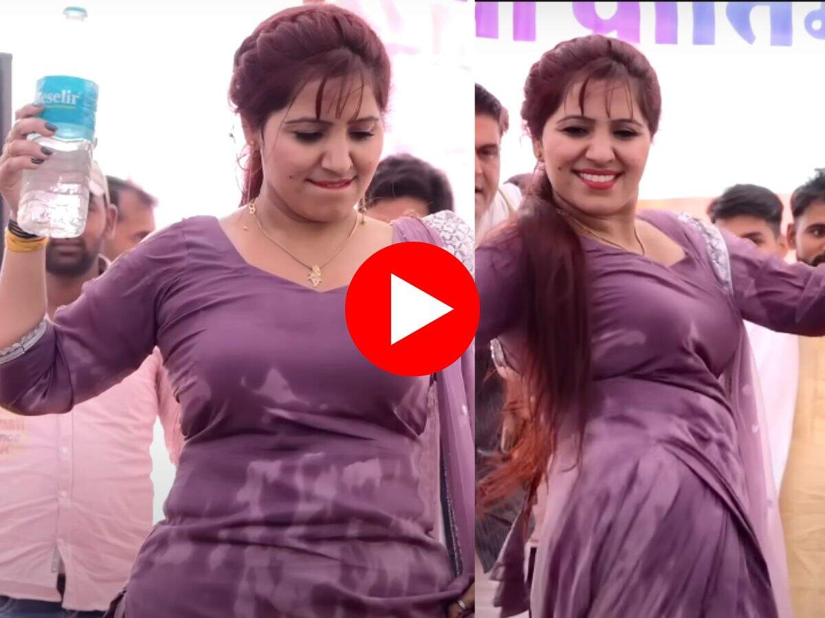 Rachna Tiwari Dance : स्टेज डांस के दौरान रचना तिवारी ने बदन पर डाला पानी, ठमकों ने मचा दी फैंस के दिलों में तबाही